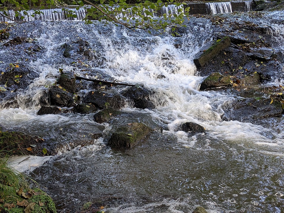 kleiner Wasserfall